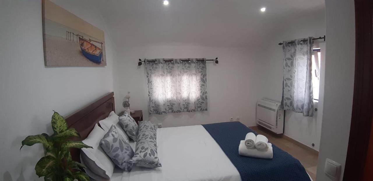 A Casa Da Foz Moradia Com Vista Mar Villa Sesimbra Kültér fotó